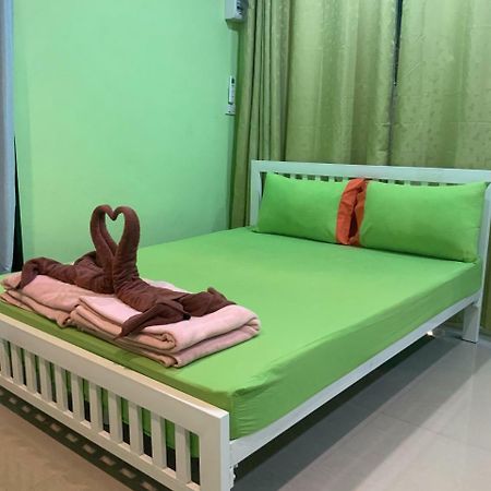 Winny Apartment Rayong Exterior foto